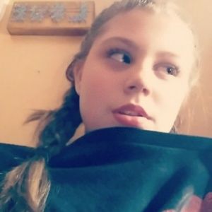 Meet your Posher, Zoe